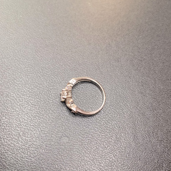 Silver Ring - Picture 5 of 5